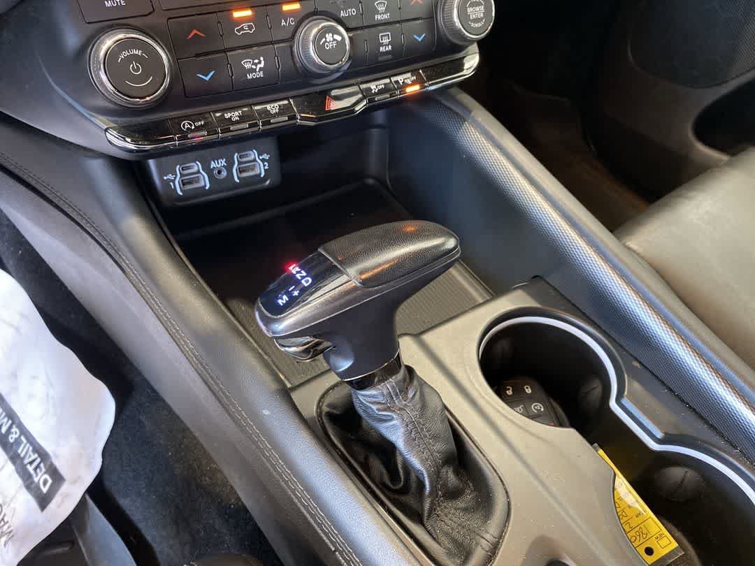 Thumbnail: 2021 Dodge Durango - 22