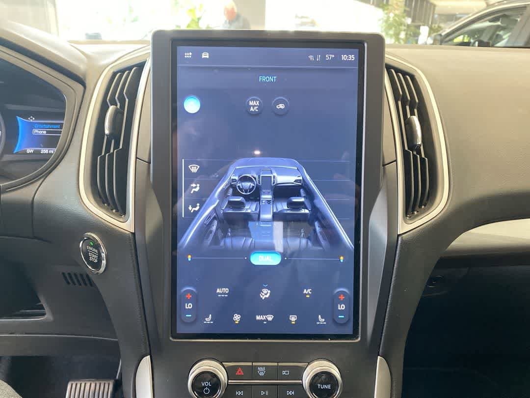 Thumbnail: 2024 Ford Edge - 21