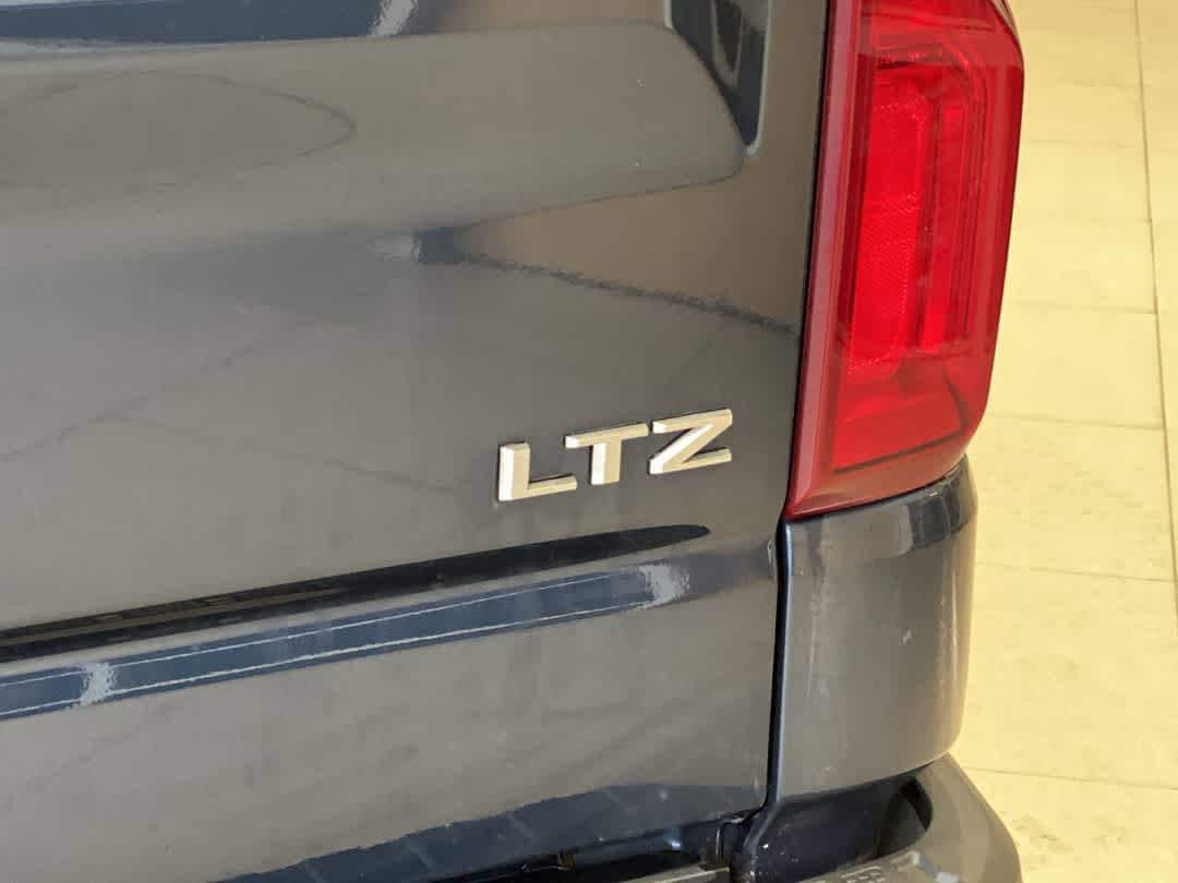 Thumbnail: 2019 Chevrolet Silverado 1500 - 12
