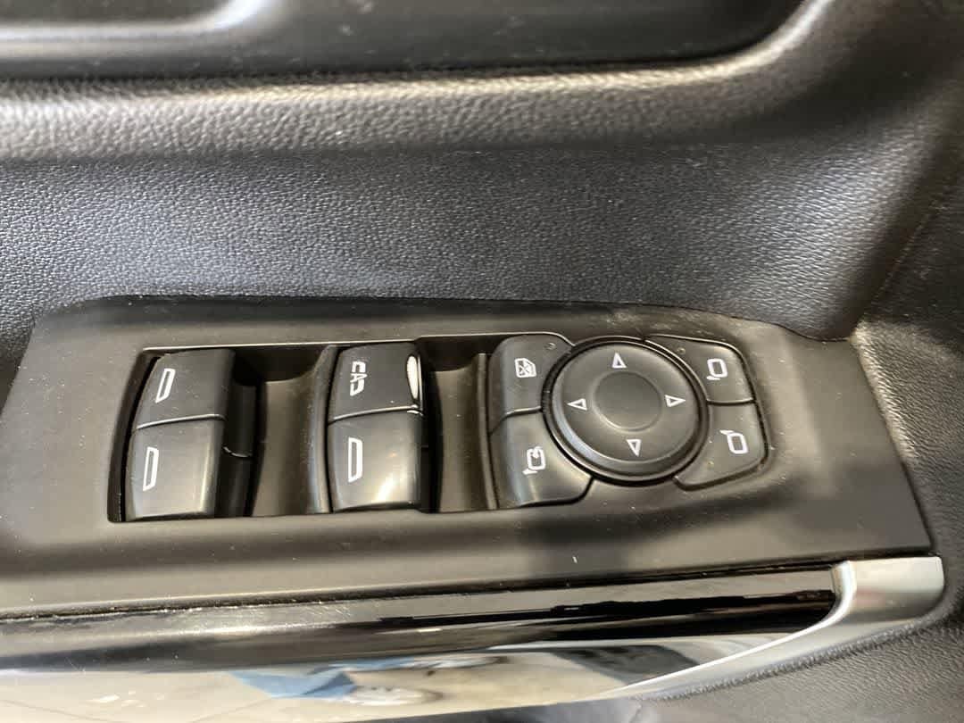 Thumbnail: 2021 GMC Sierra 3500 - 14