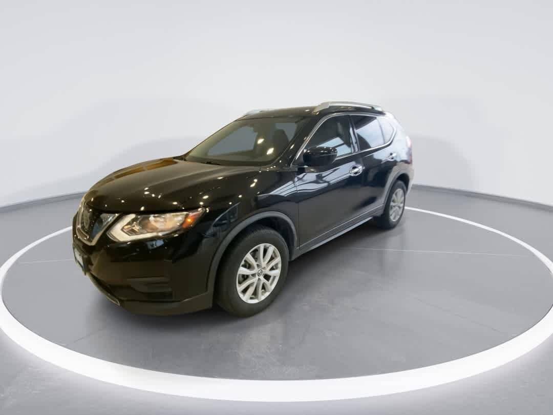 2018 Nissan Rogue SV photo 4