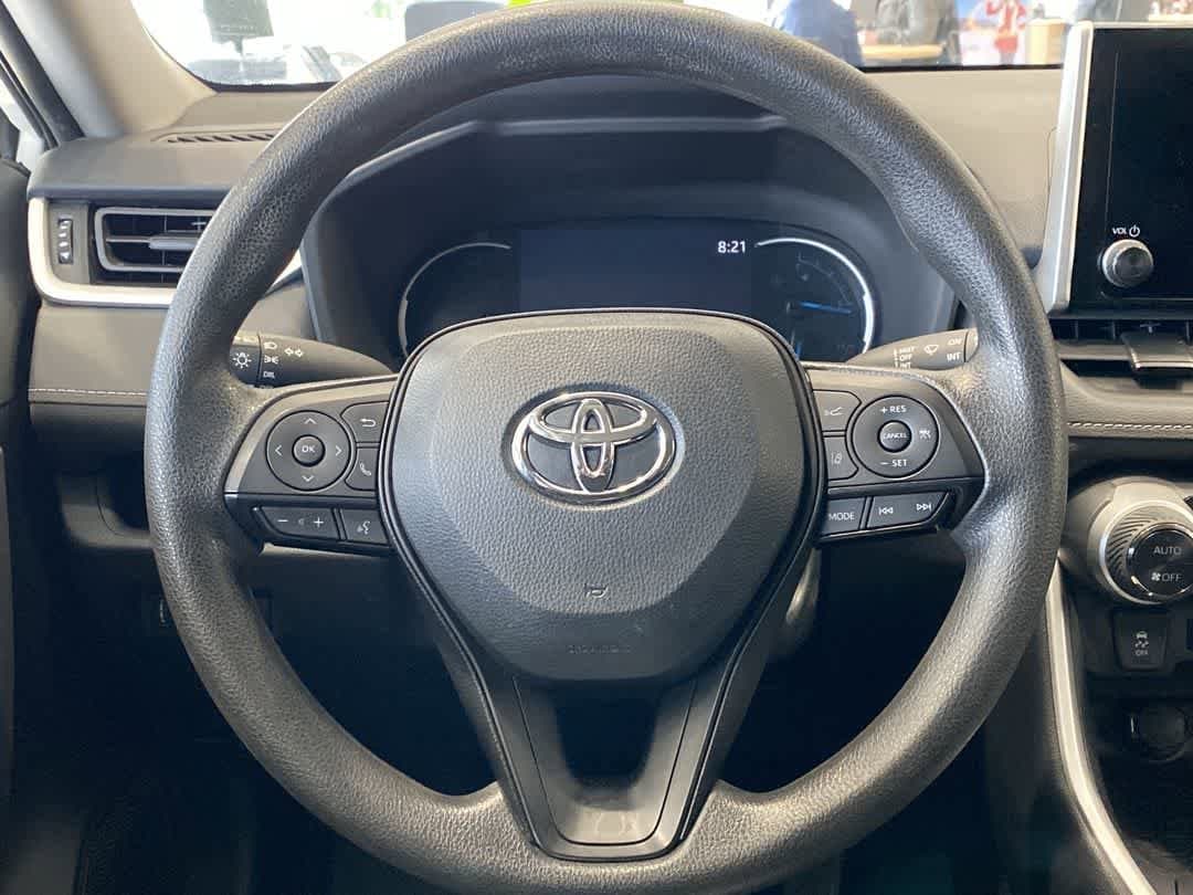 Thumbnail: 2024 Toyota RAV4 - 17