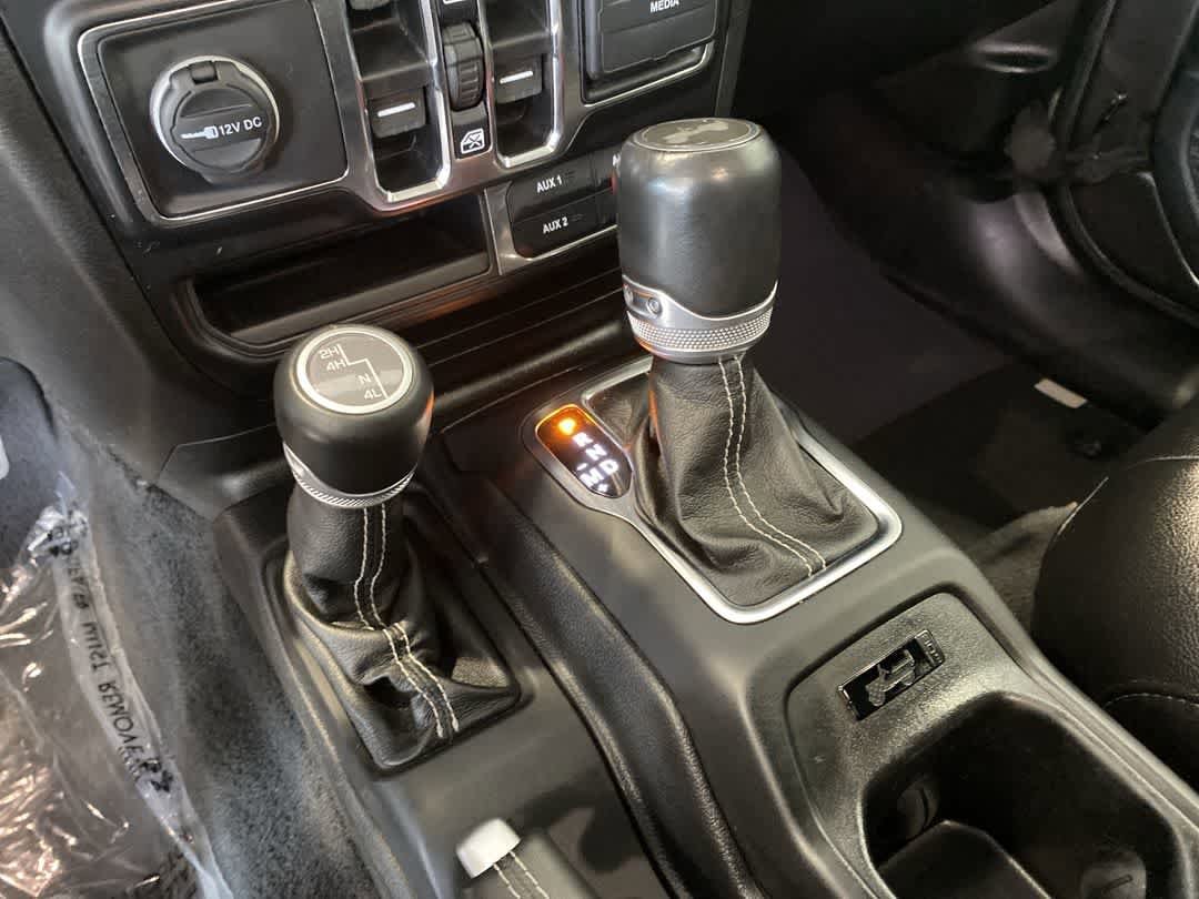 Thumbnail: 2021 Jeep Wrangler - 22