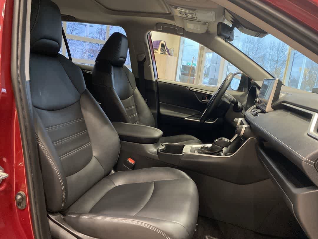 Thumbnail: 2023 Toyota RAV4 - 24