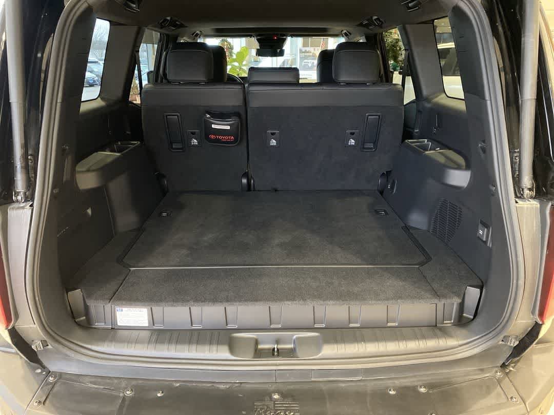 Thumbnail: 2024 Toyota Land Cruiser - 23