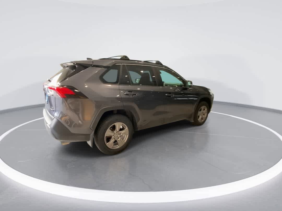 Thumbnail: 2023 Toyota RAV4 - 8