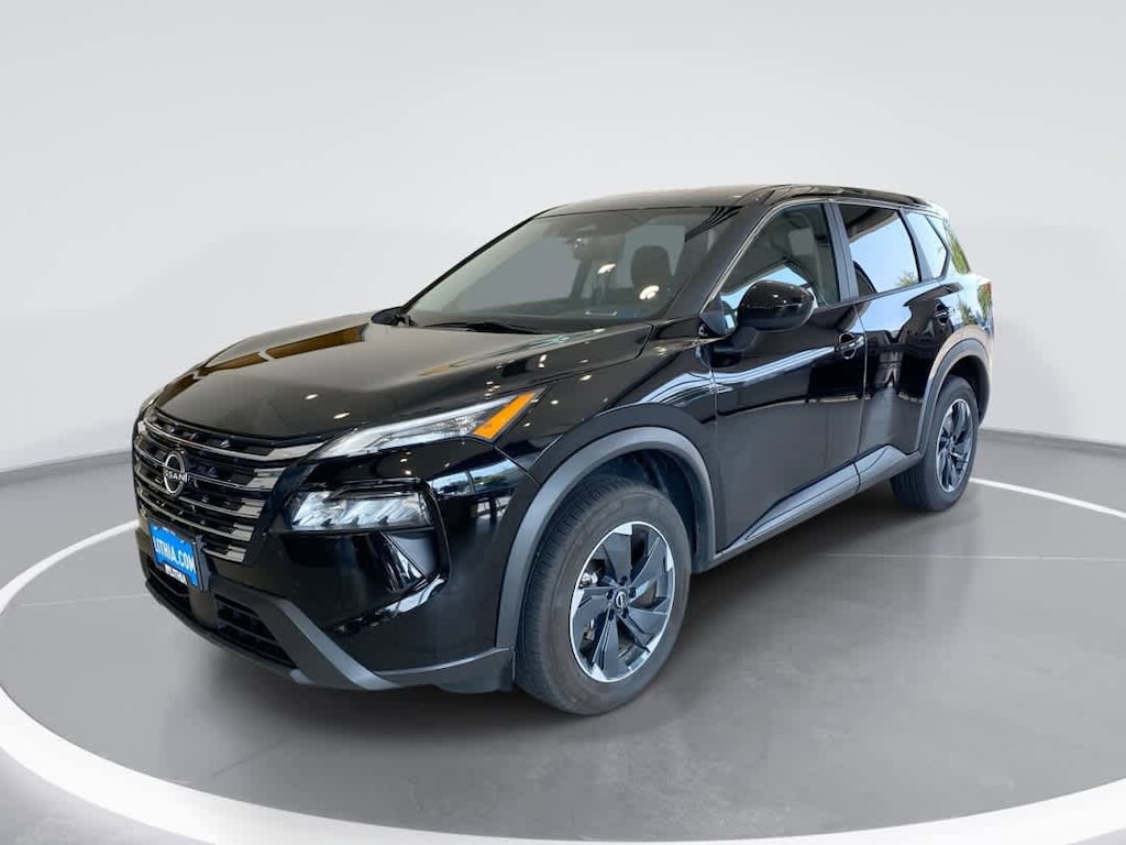 Used 2024 Nissan Rogue SV SUV