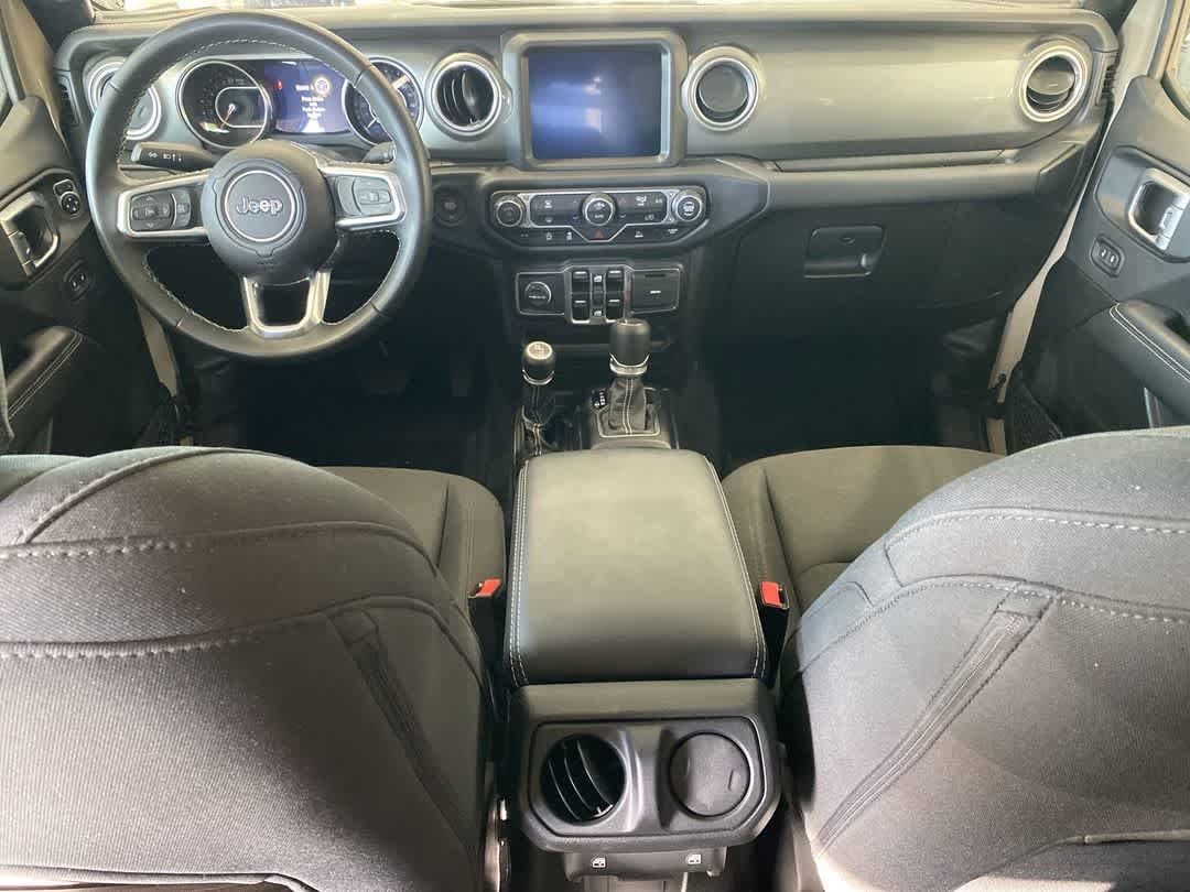 Thumbnail: 2022 Jeep Gladiator - 24