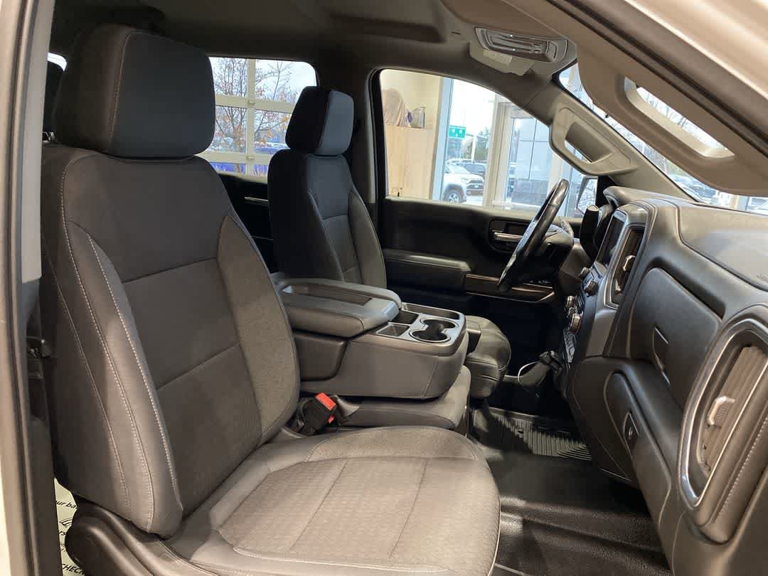 Thumbnail: 2019 Chevrolet Silverado 1500 - 24