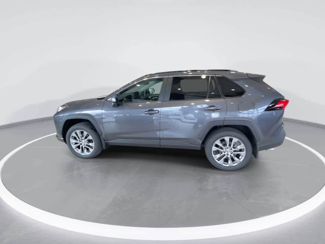 Thumbnail: 2025 Toyota RAV4 - 5