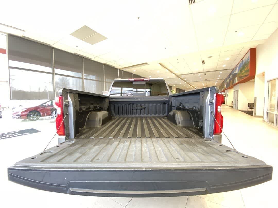 Thumbnail: 2020 Chevrolet Silverado 1500 - 25