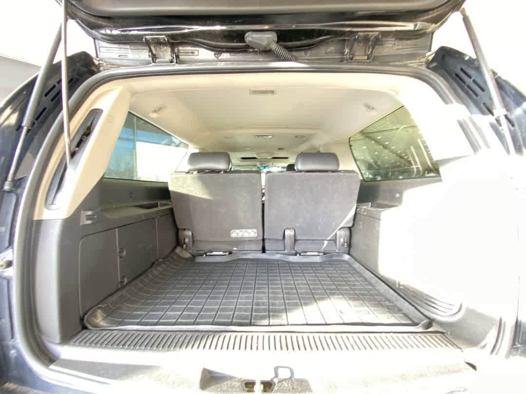 Thumbnail: 2013 Chevrolet Suburban - 27