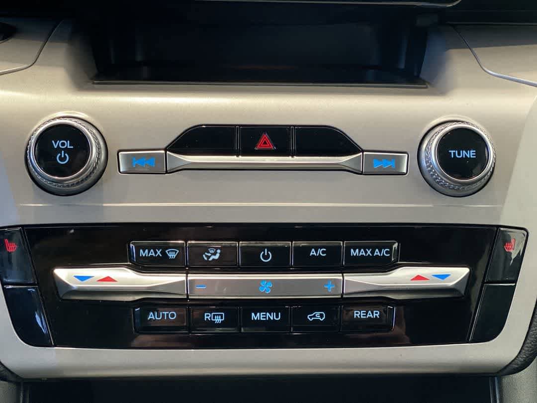 Thumbnail: 2023 Ford Explorer - 21