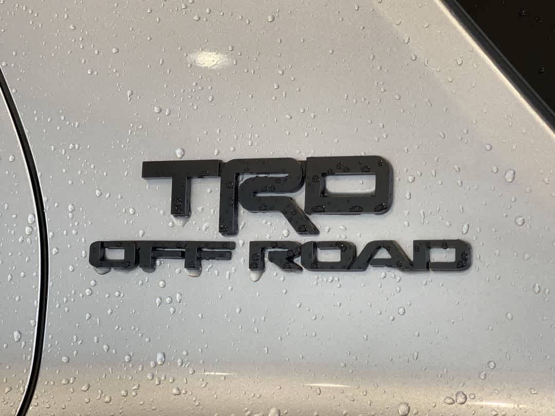 Thumbnail: 2025 Toyota 4Runner - 12