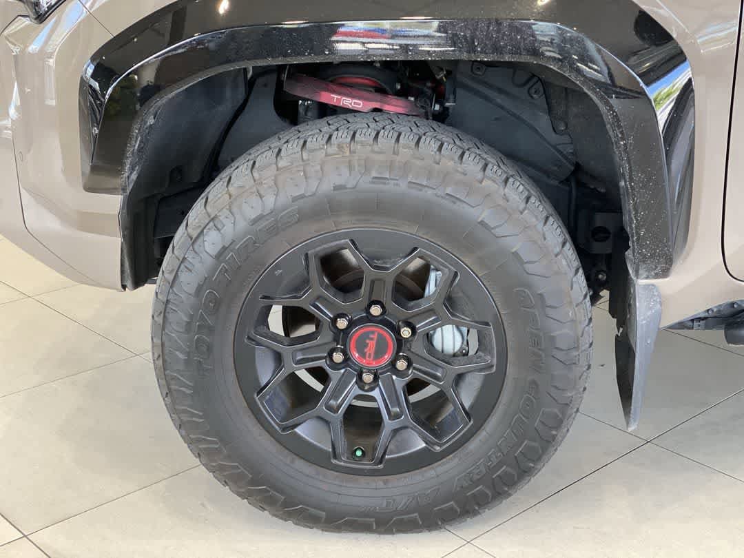 Thumbnail: 2025 Toyota 4Runner - 13