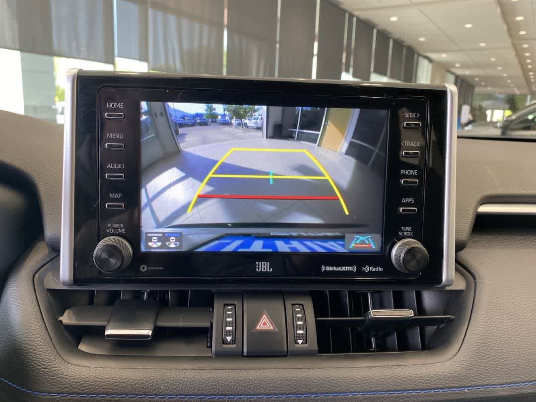 Thumbnail: 2021 Toyota RAV4 - 20