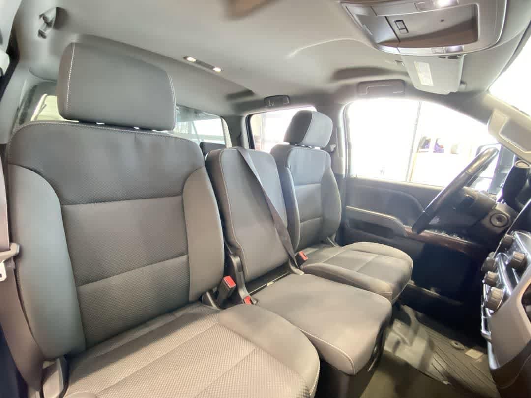 Thumbnail: 2017 GMC Sierra 3500 - 26