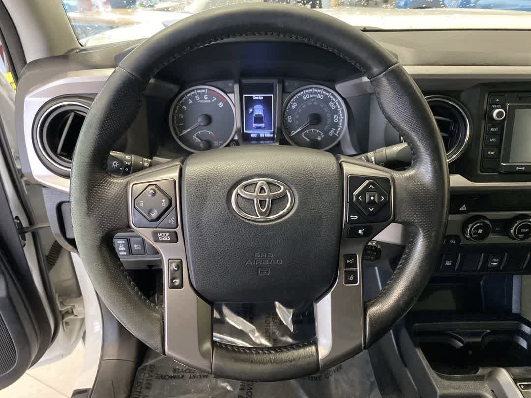 Thumbnail: 2018 Toyota Tacoma - 14
