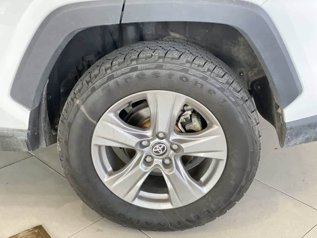 Thumbnail: 2023 Toyota RAV4 - 13