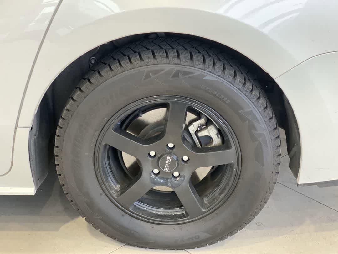 Thumbnail: 2021 Toyota Sienna - 12