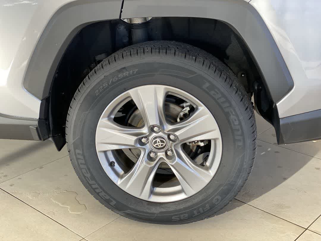 Thumbnail: 2024 Toyota RAV4 - 13