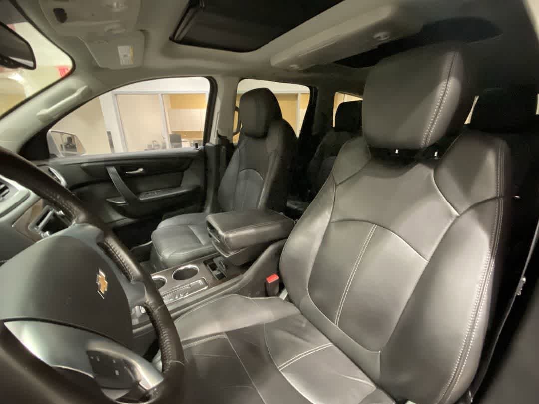 Thumbnail: 2016 Chevrolet Traverse - 14