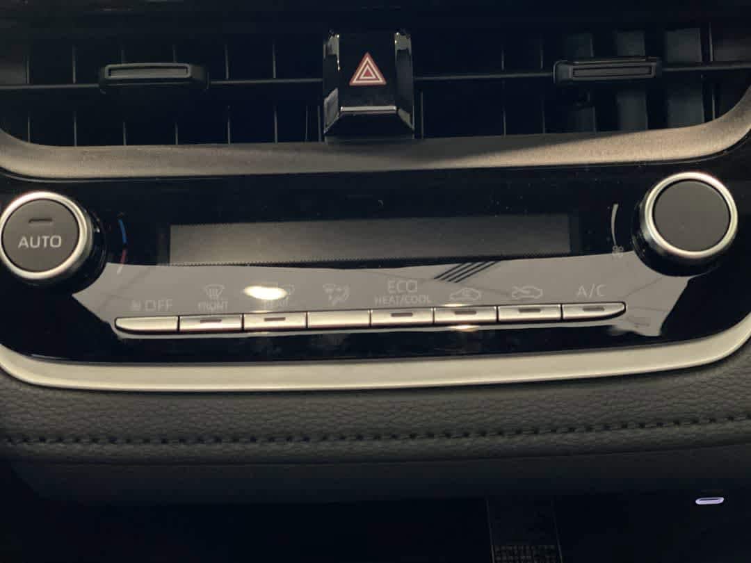 Thumbnail: 2025 Toyota Corolla - 21