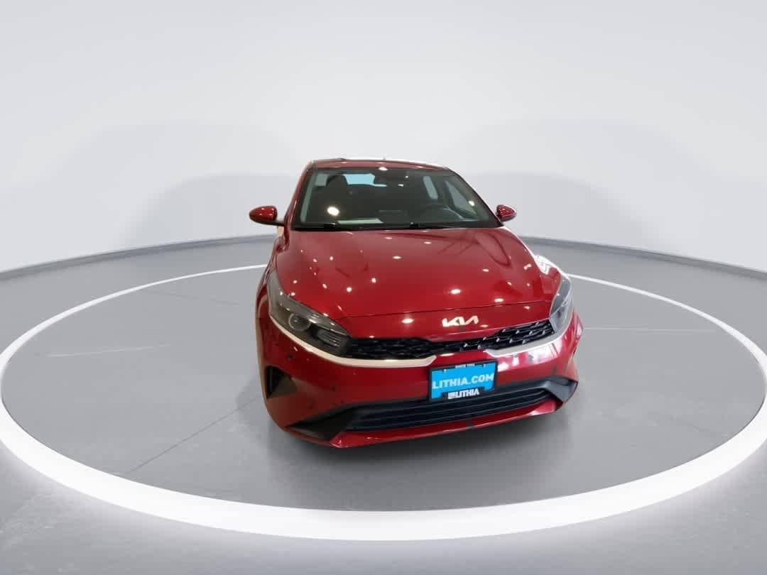 Thumbnail: 2023 Kia Forte - 3