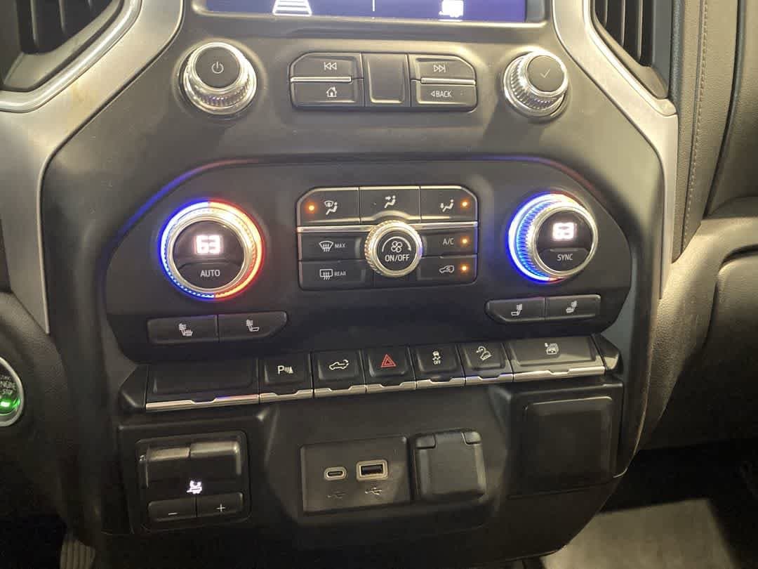 Thumbnail: 2021 GMC Sierra 3500 - 19