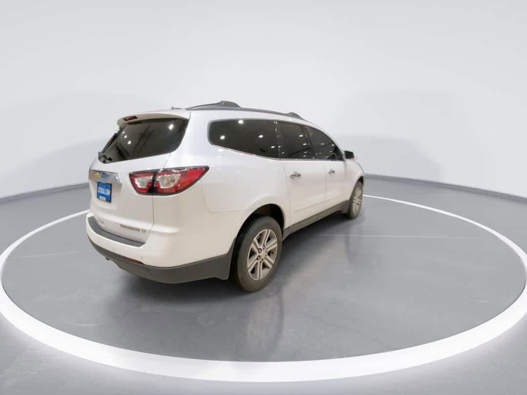 Thumbnail: 2016 Chevrolet Traverse - 8