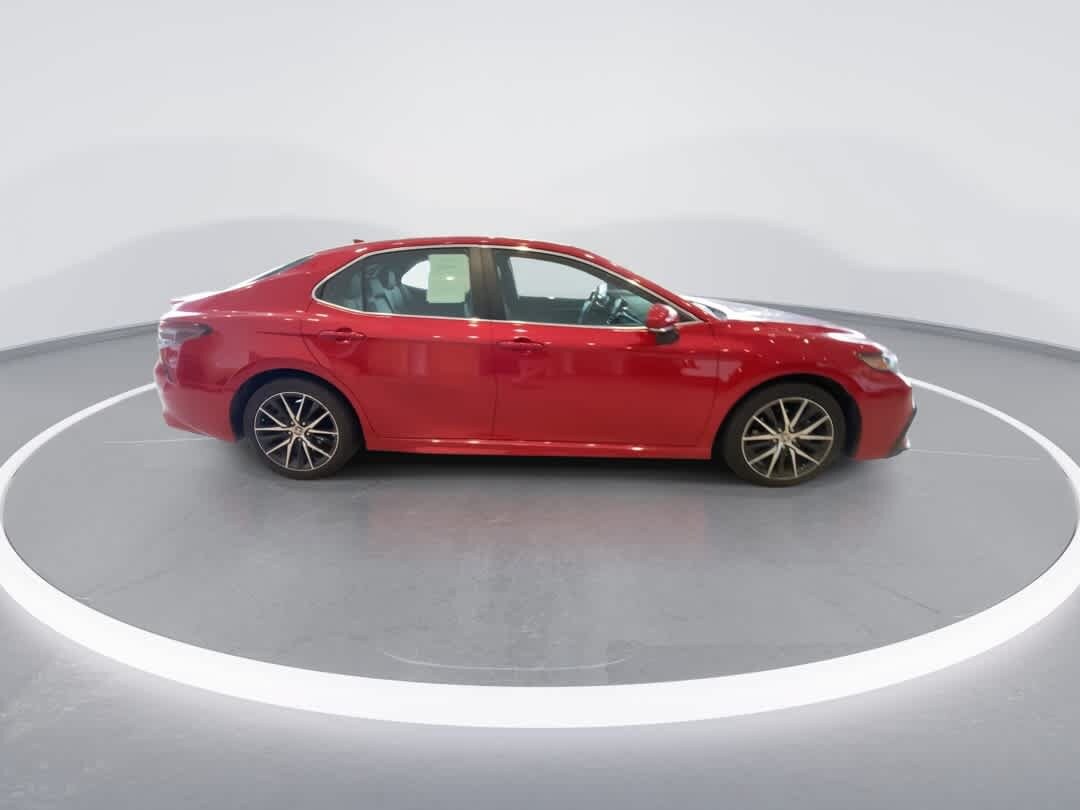 2023 Toyota Camry SE - Photo 9