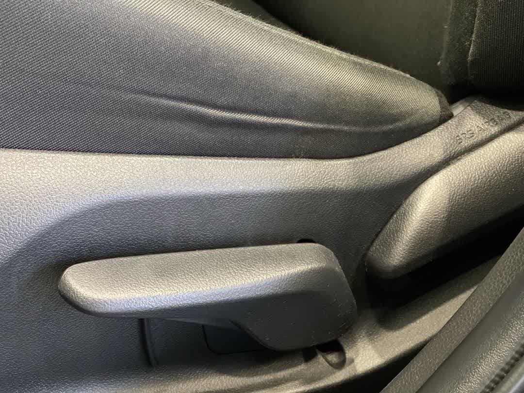 Thumbnail: 2024 Toyota RAV4 - 15