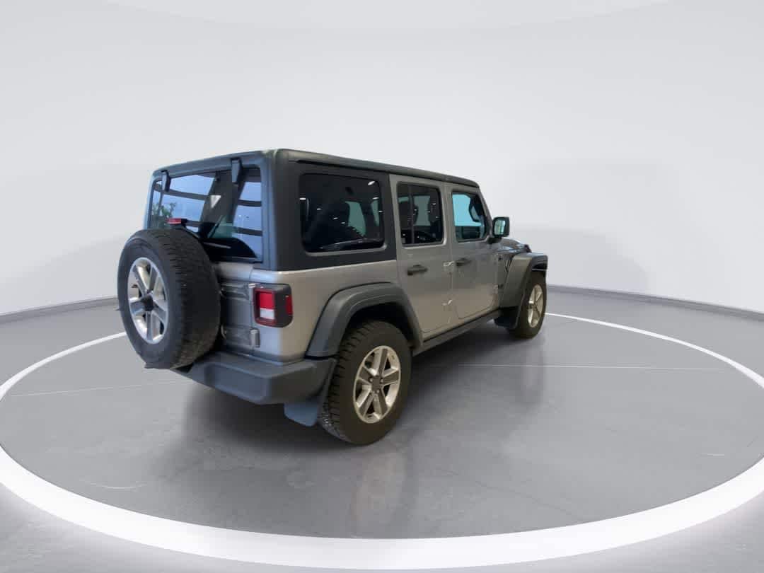 Thumbnail: 2019 Jeep Wrangler - 8