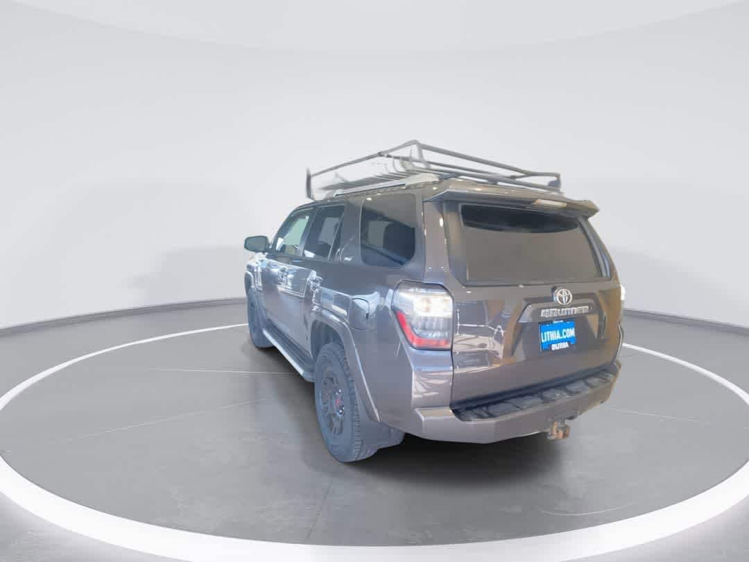 Thumbnail: 2015 Toyota 4Runner - 6