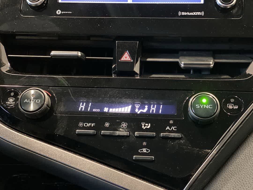 Thumbnail: 2023 Toyota Camry - 21