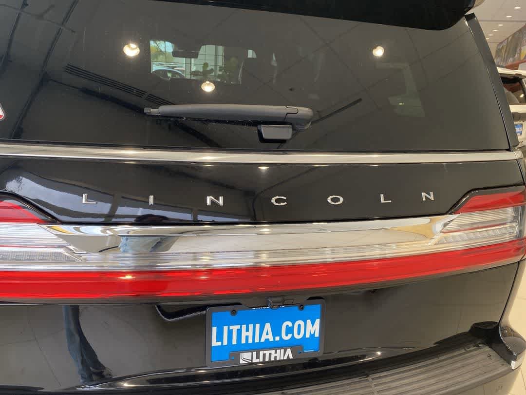 Thumbnail: 2020 Lincoln Navigator - 11