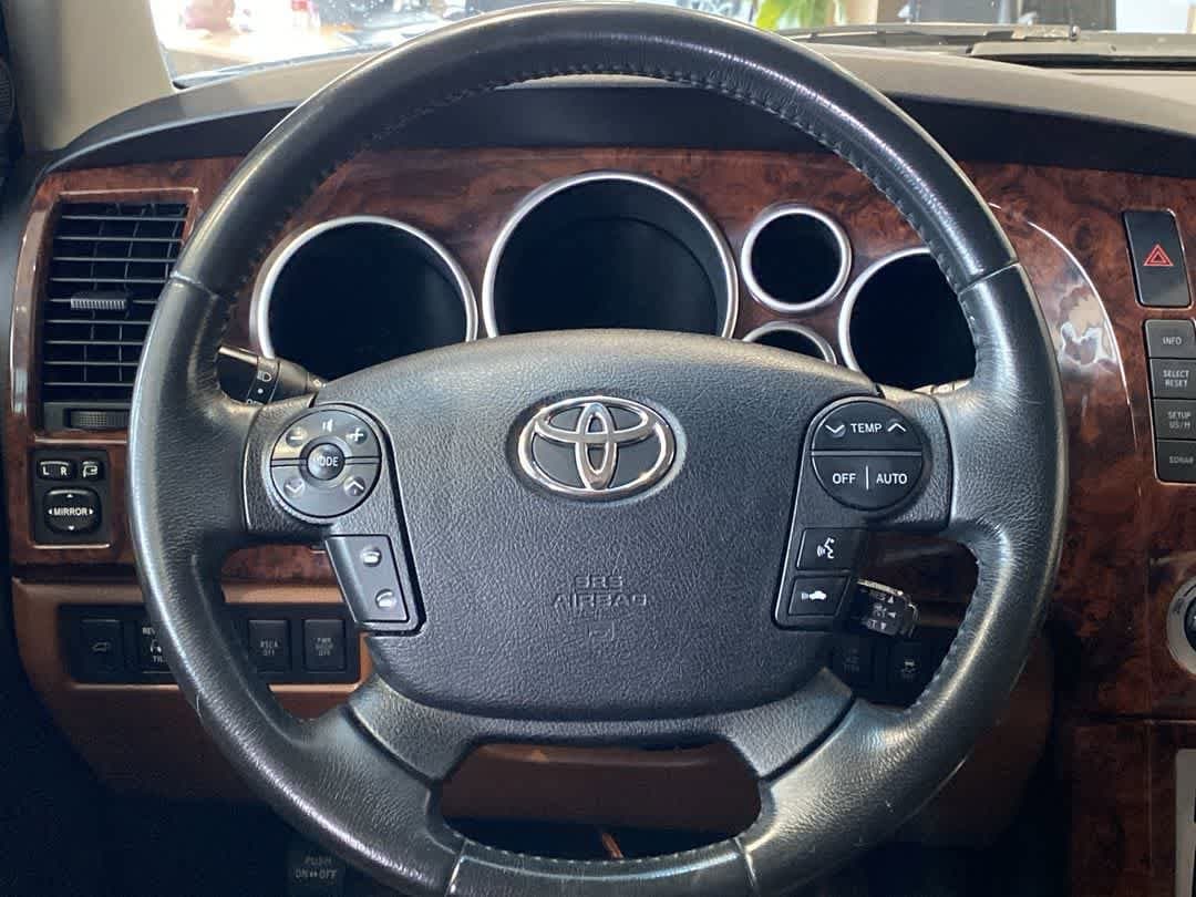 Thumbnail: 2008 Toyota Sequoia - 17