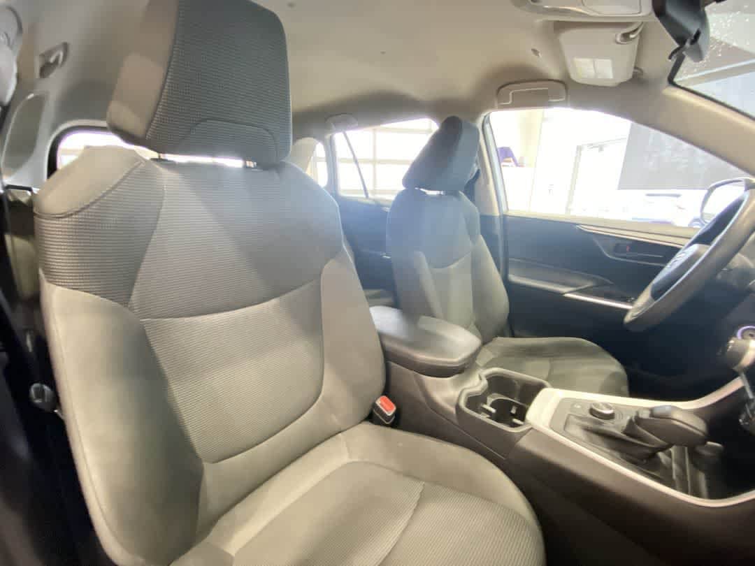 Thumbnail: 2023 Toyota RAV4 - 26