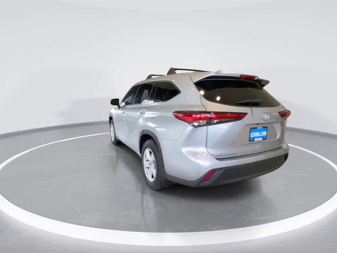 Thumbnail: 2021 Toyota Highlander - 6