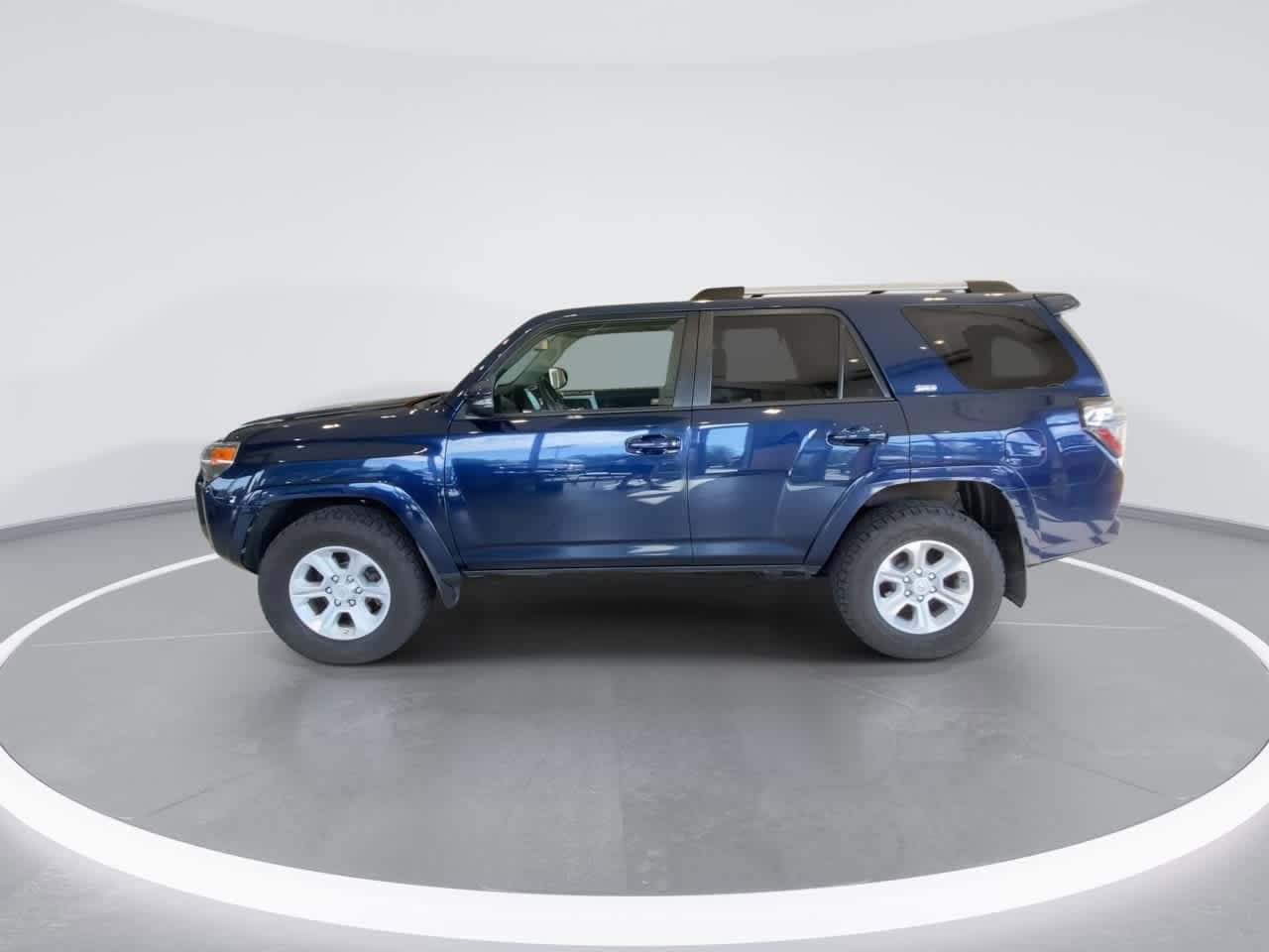 Thumbnail: 2019 Toyota 4Runner - 5