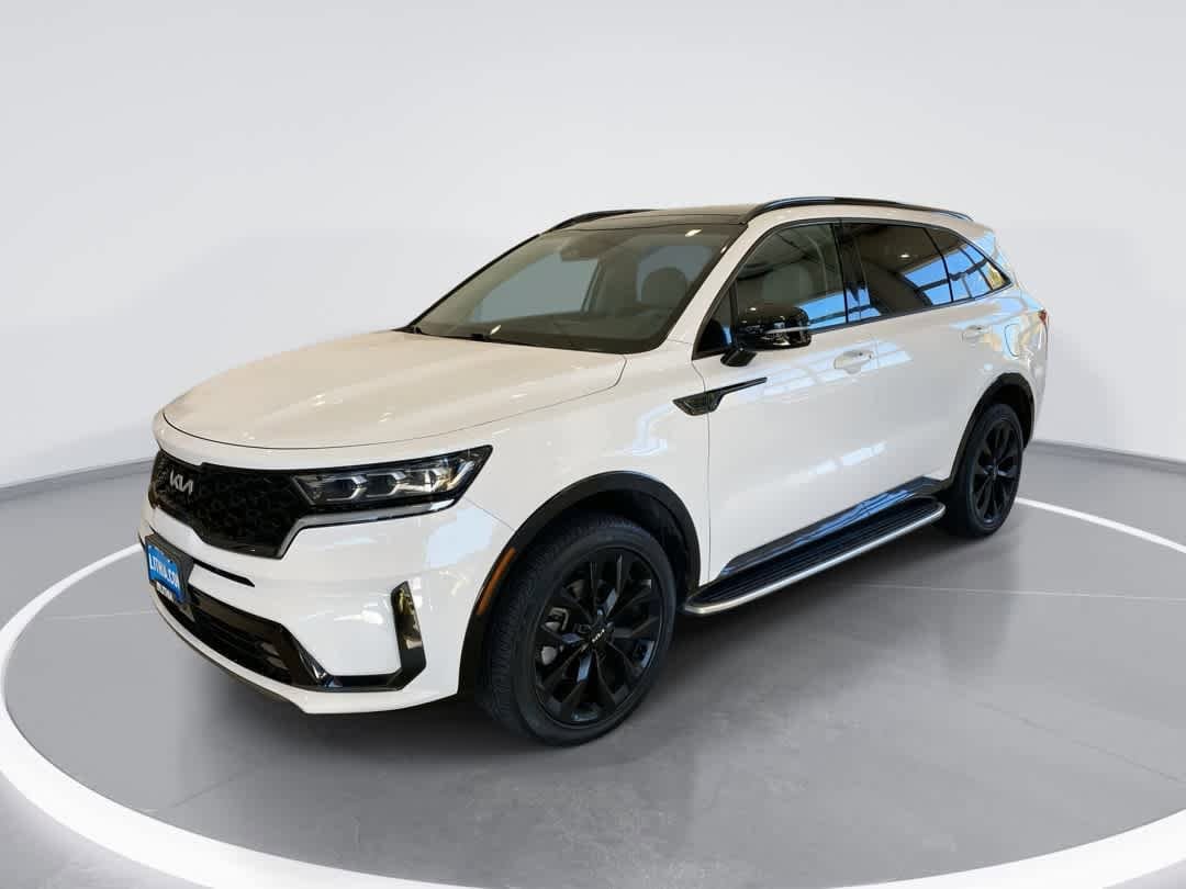 Thumbnail: 2022 Kia Sorento - 1