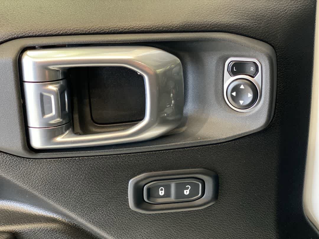 Thumbnail: 2024 Jeep Wrangler - 16