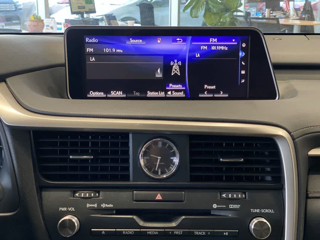 Thumbnail: 2016 Lexus RX - 18