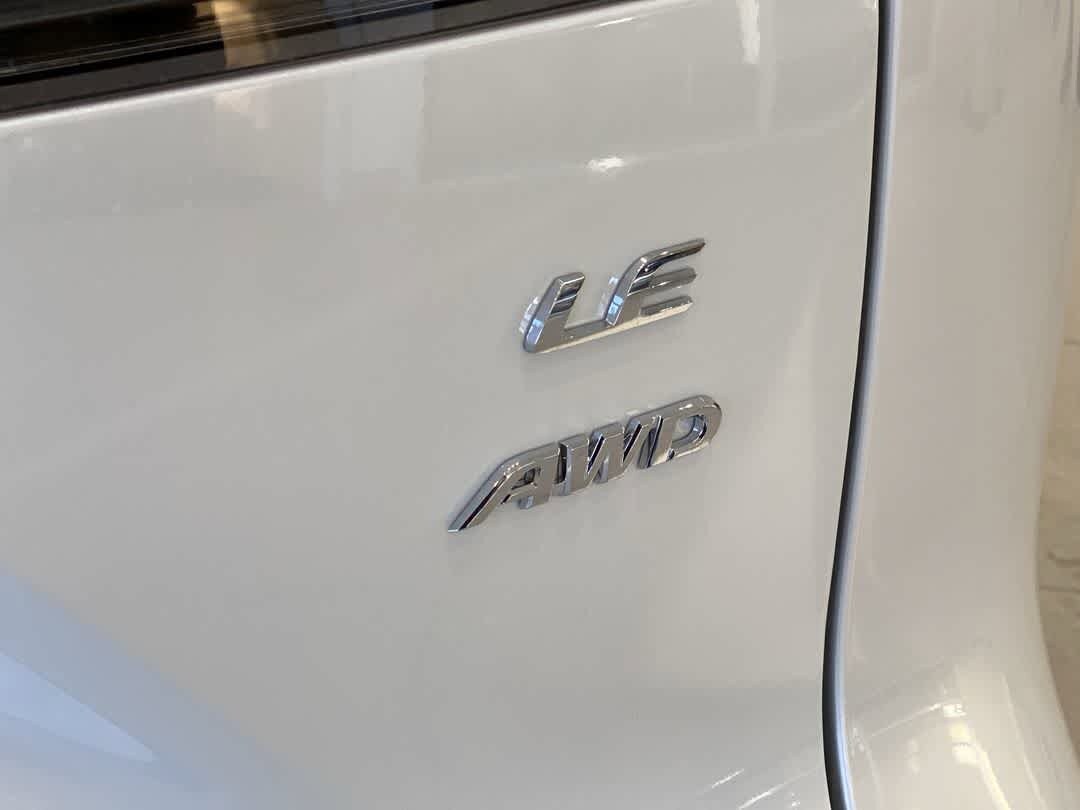 Thumbnail: 2026 Toyota Corolla Cross - 12