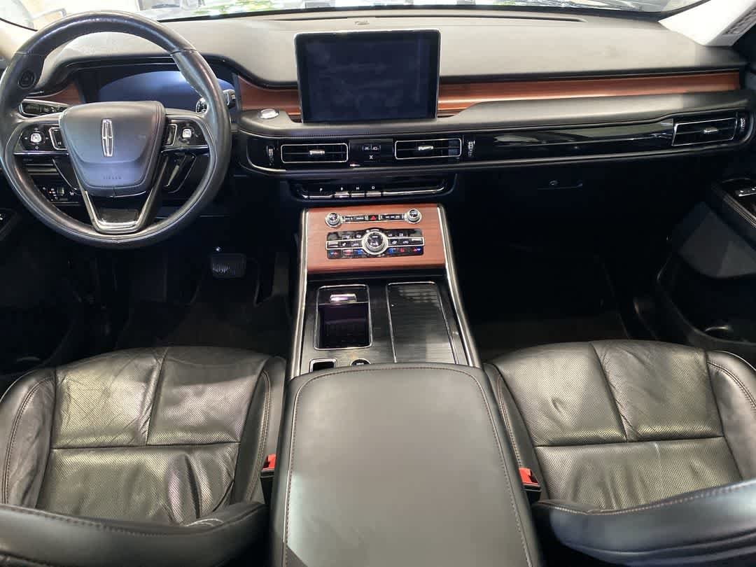 Thumbnail: 2022 Lincoln Aviator - 21