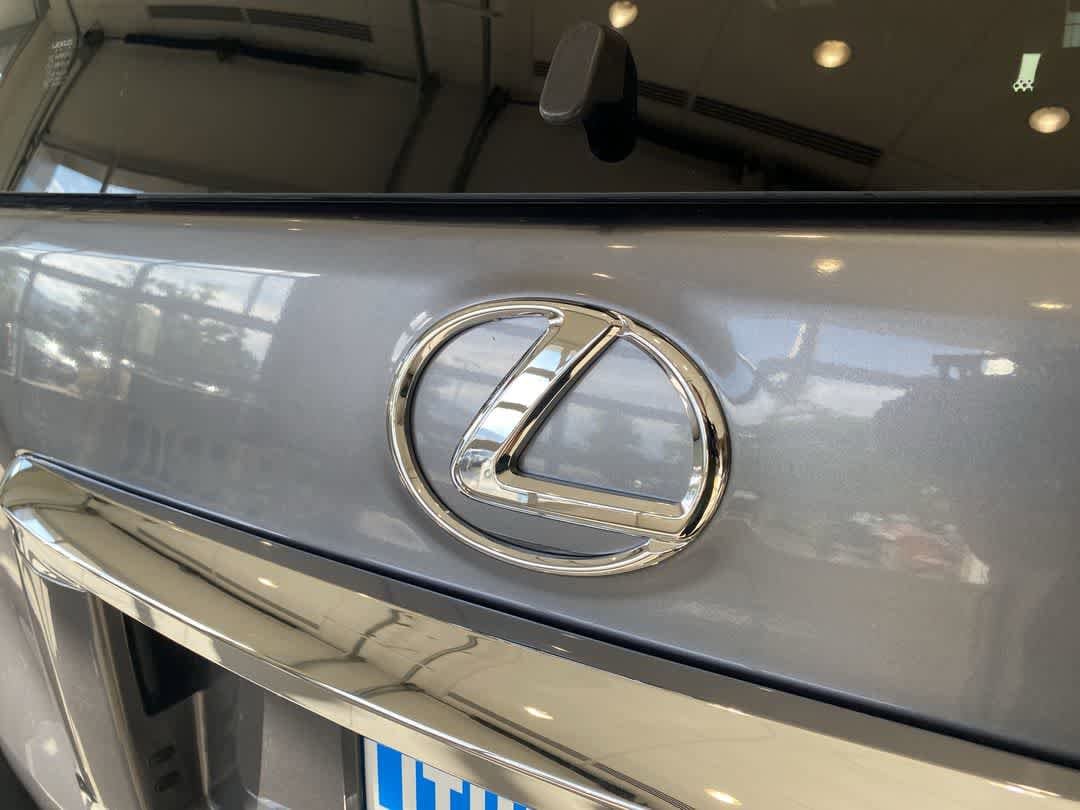 Thumbnail: 2018 Lexus GX - 11