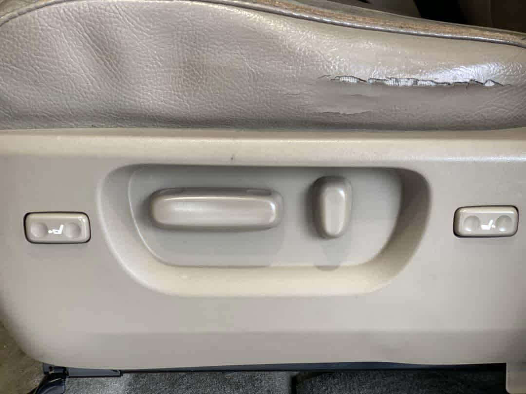 Thumbnail: 2008 Toyota Sequoia - 7