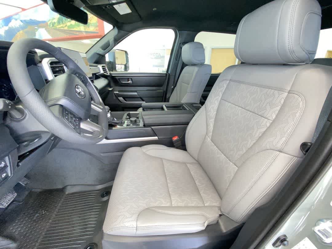 Thumbnail: 2025 Toyota Tundra - 13