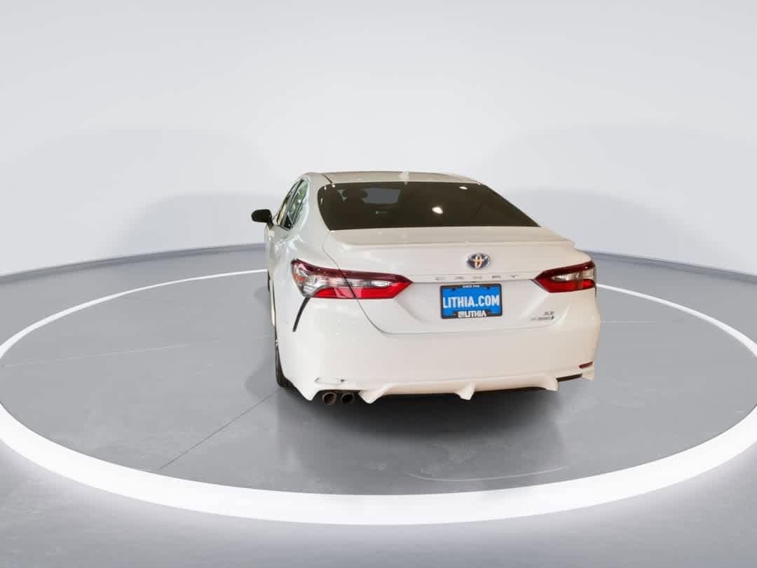 Thumbnail: 2022 Toyota Camry - 7