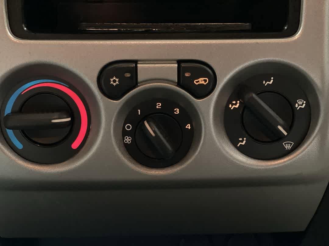 Thumbnail: 2008 GMC Canyon - 19